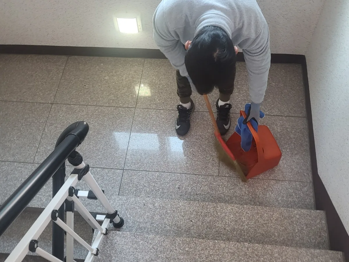 양양군 손양면 오피스 기계실 장비 주변 정밀 위생청소 사례 - 행진크린